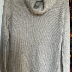Theory 100% Cashmere Heather Gray Cowl Neck Sweater